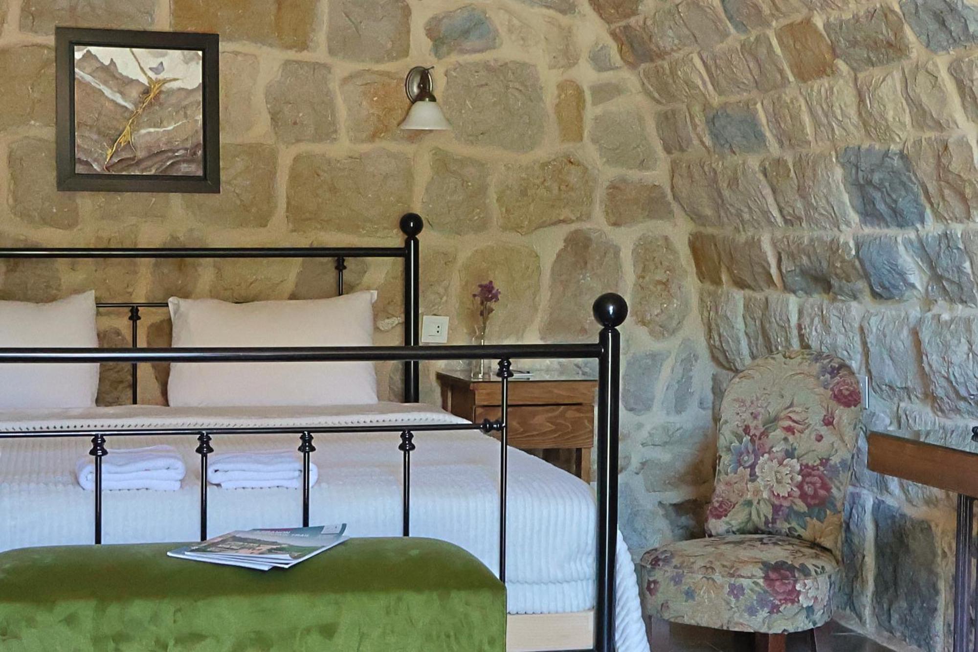 Stone Cellars Hotel Douma Екстериор снимка